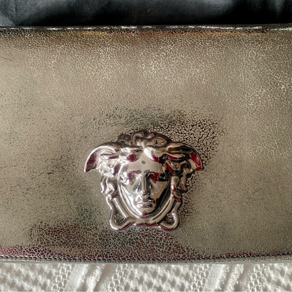 Versace leather silver handbag looks brand new. - Picture 7 of 7